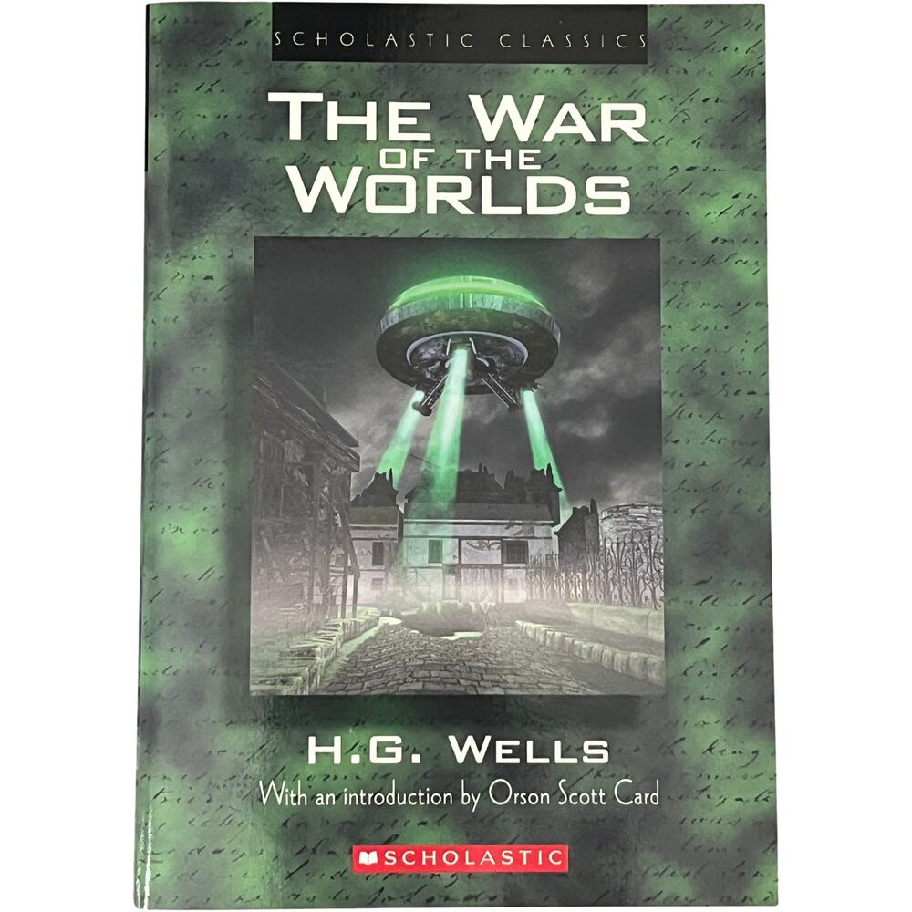 The War of the Worlds HG Wells Paperback Scholastic Classics 2004